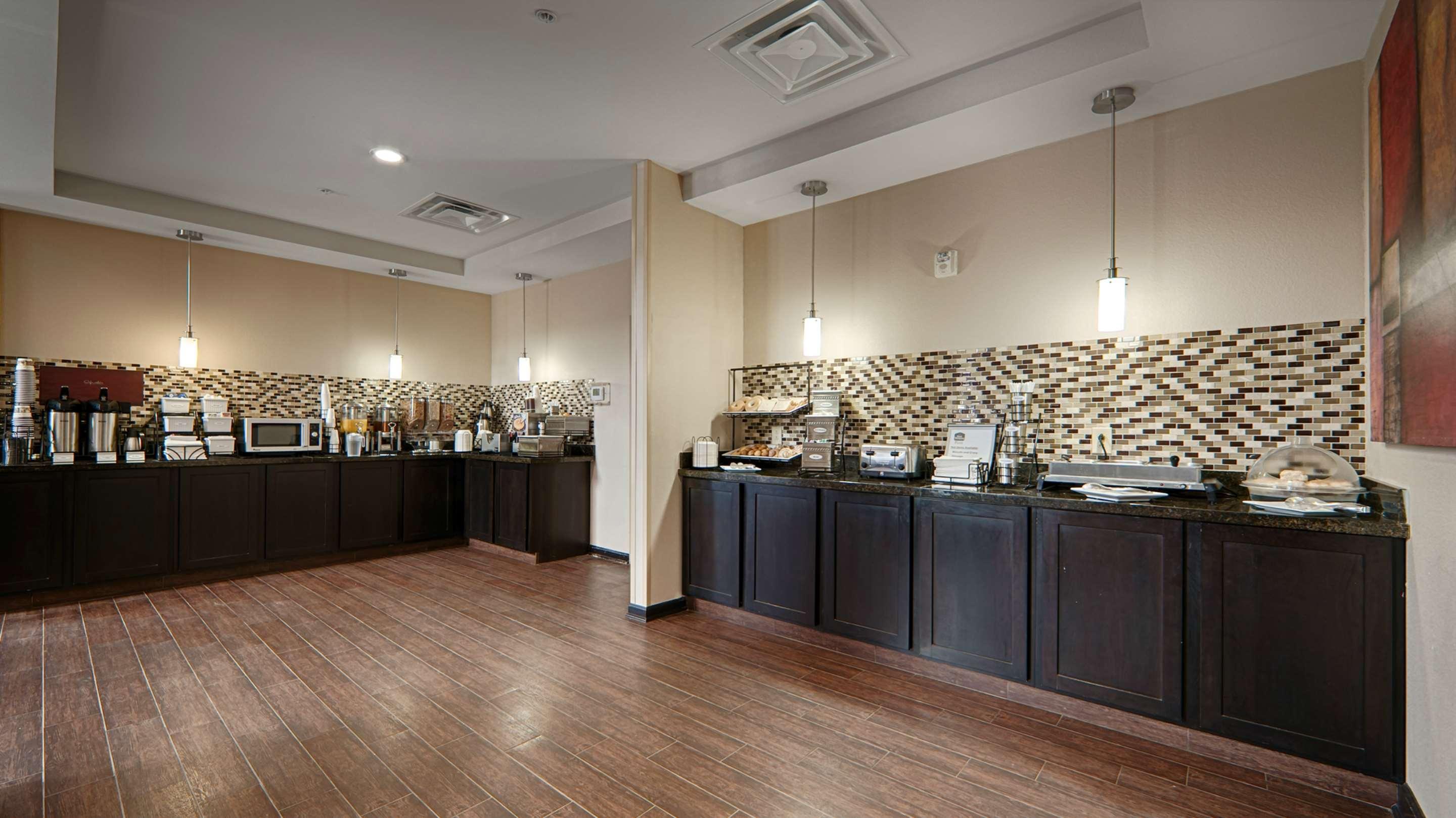Best Western Plus Cushing Inn&Suites Exterior foto